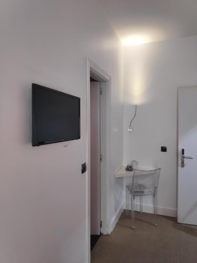 Hostal Santa Ana Colors Madrid Dış mekan fotoğraf
