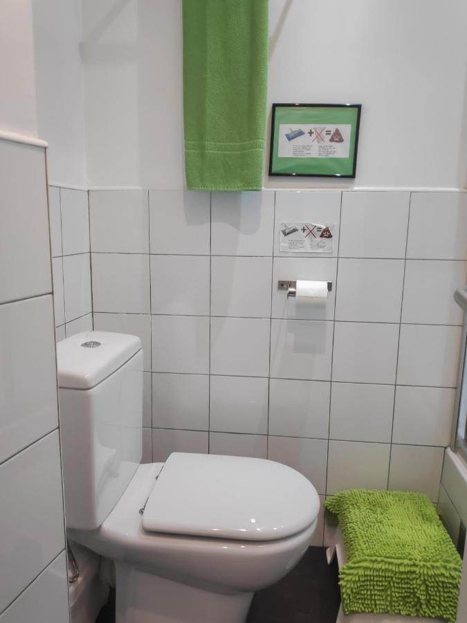 Hostal Santa Ana Colors Madrid Dış mekan fotoğraf