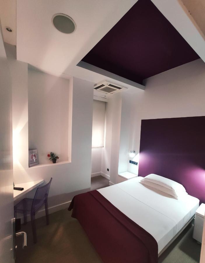 Hostal Santa Ana Colors Madrid Dış mekan fotoğraf